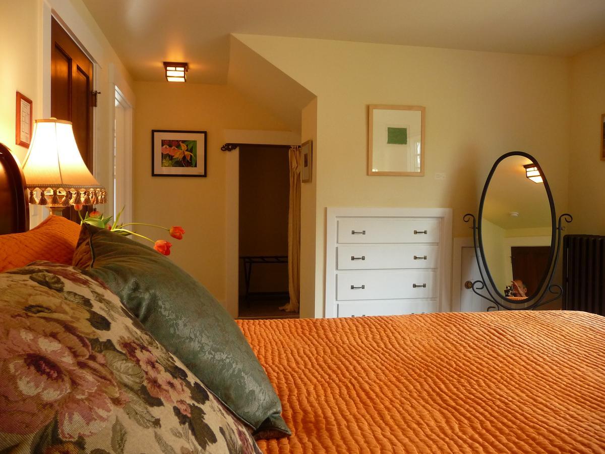Blossom'S Bed And Breakfast Миссула Экстерьер фото