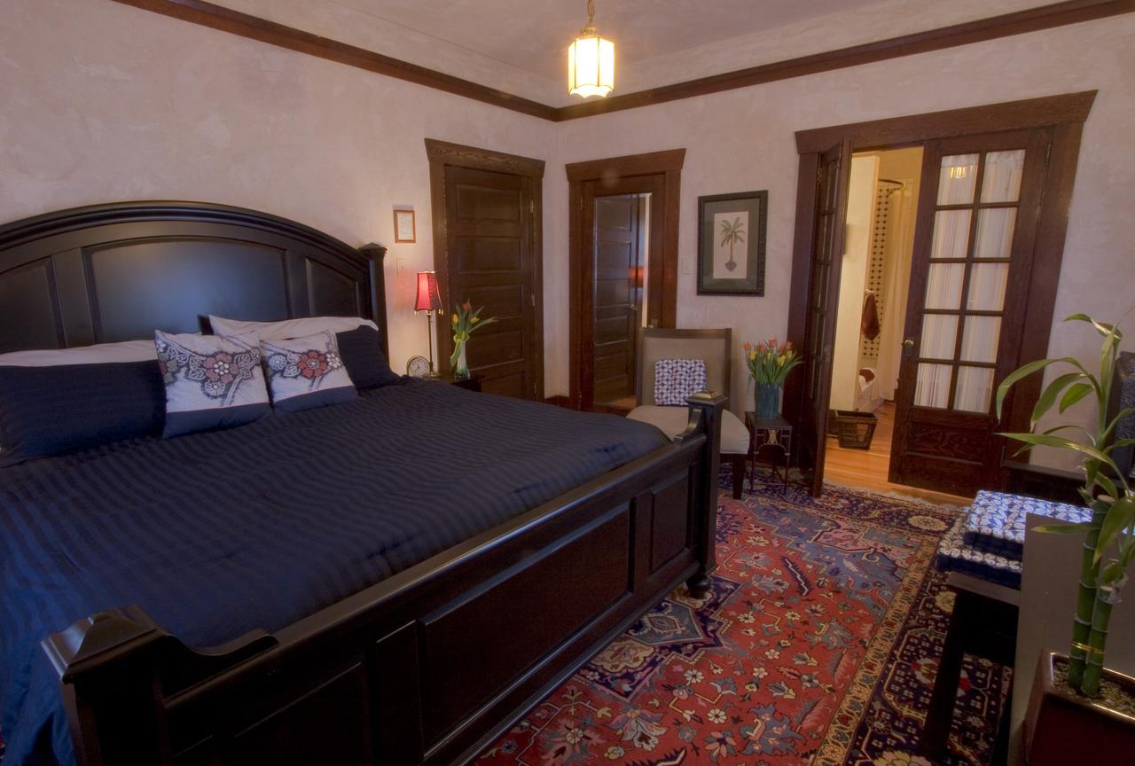 Blossom'S Bed And Breakfast Миссула Экстерьер фото